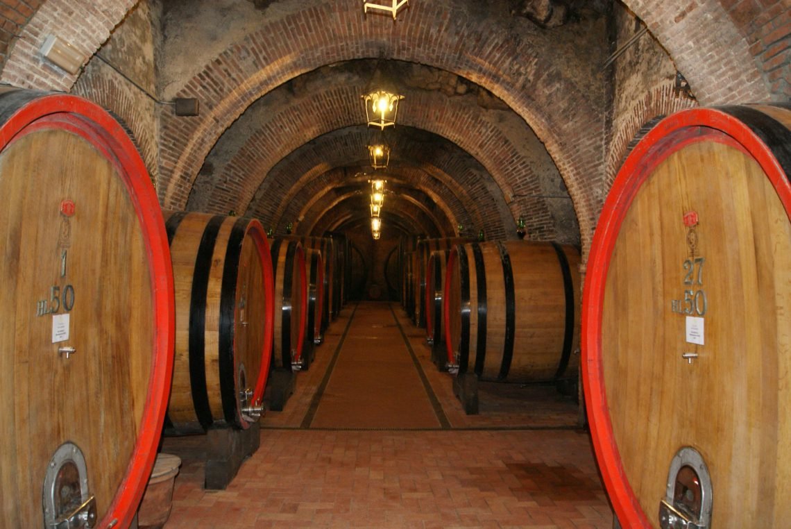 Adega subterrânea em Montepulciano - Toscana