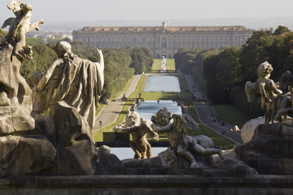 Vista panorâmica de Reggia di Caserta, Patrimônio da Humanidade desde 1996.