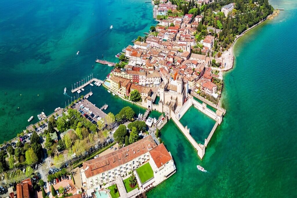 Vista panorâmica de Sirmione.