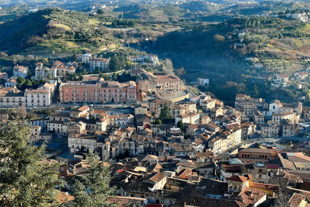 Cosenza - Calábria, vista panorâmica do Centro Histórico.