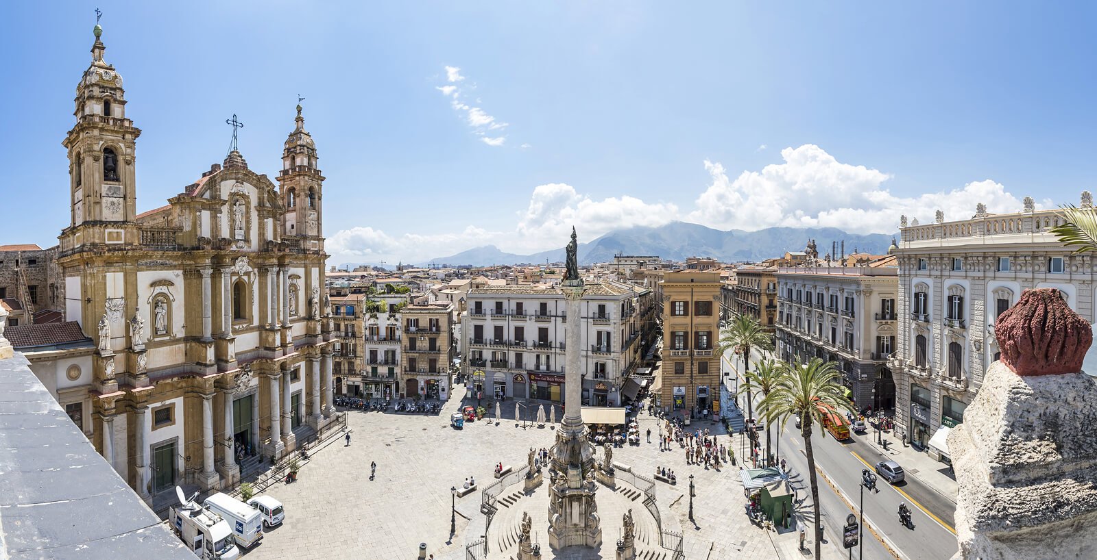 Igreja de San Domenico na Praça San Domenico em Palermo - Sicília